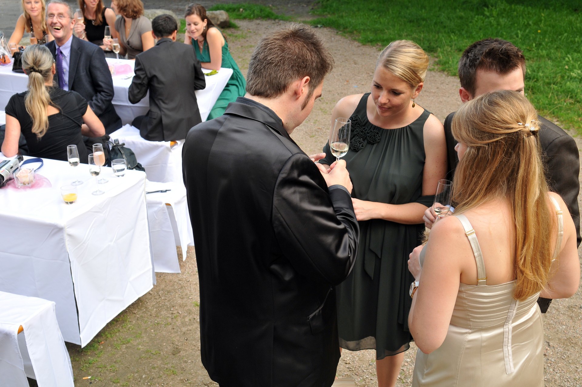/bilder/3-Hochzeit-Freunde-und-Familie/563.jpg