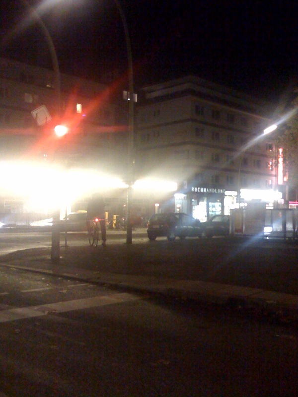 /schnipsel/200810-oct-2008/27-zuerich-ist-ja-so-viel-besser-als-hamburg-da-faehrt-man-nicht-so-lange-mit-dem-taxi-und-zahlt-trotzdem-so-viel/VOVEromLdfpf49whBWCnYHUHo1_hd.jpg