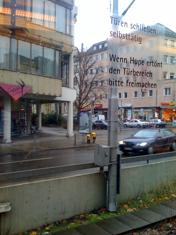 /schnipsel/200812-dez-2008/05-wetterbericht-aus-stuttgart-nieselregen-und-kalt/VOVEromLdgygvqrgJedBtzPBo1_hd.jpg