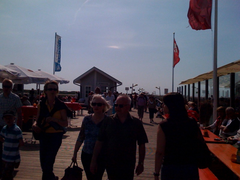 /schnipsel/200905-mai-2009/17-sankt-peter-oma-und-opa-paradise-ording/VOVEromLdo3y5svvC1ptT7M9o1_hd.jpg