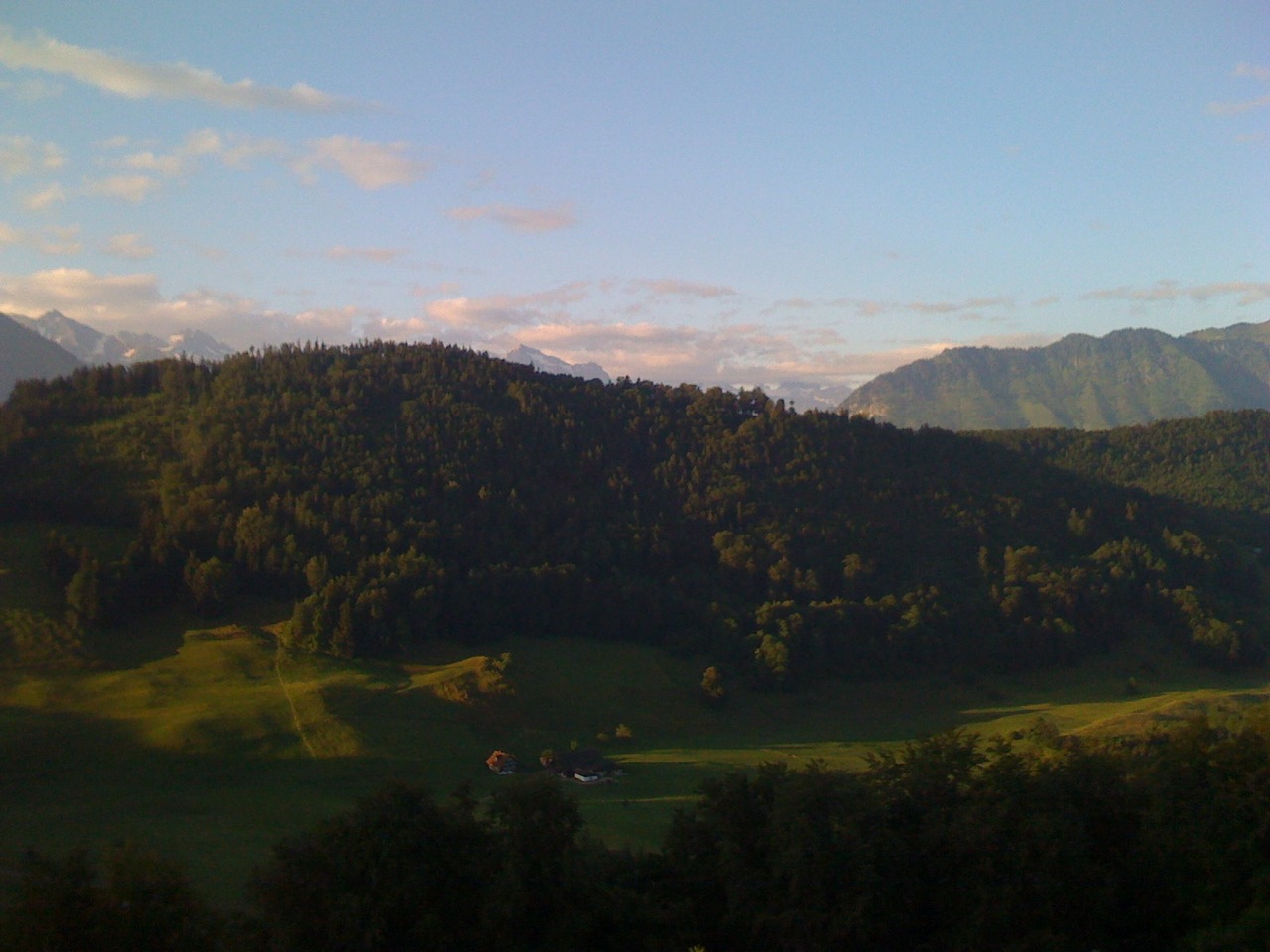 /schnipsel/200906-jun-2009/12-am-naechsten-tag-laufen-durch-das-hochtal/VOVEromLdop7fyfjcOelOX4Jo1_hd.jpg