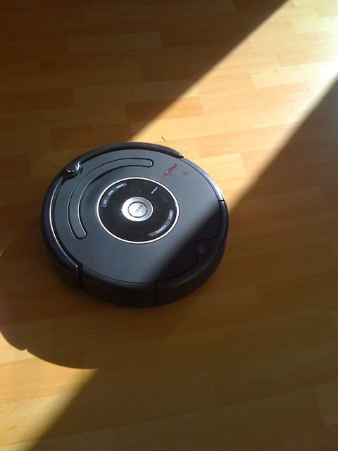 /schnipsel/201003-mar-2010/06-der-neue-roomba/tumblr_kyrcx0gSr81qznfapo1_500.jpg