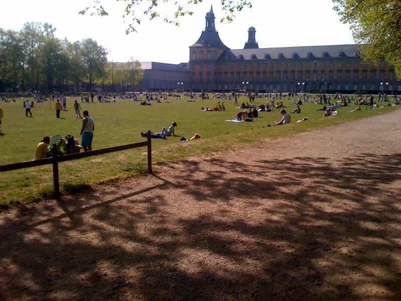 /schnipsel/201004-apr-2010/11-sommer-im-unipark-in-bonn/tumblr_l1e0jweIpK1qznfapo1_hd.jpg