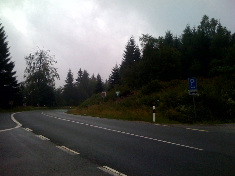 /schnipsel/201007-jul-2010/21-ich-glaub-ich-bin-oben-zumindest-auf-dem-ersten-berg/tumblr_l69p0dMWvi1qznfapo1_hd.jpg