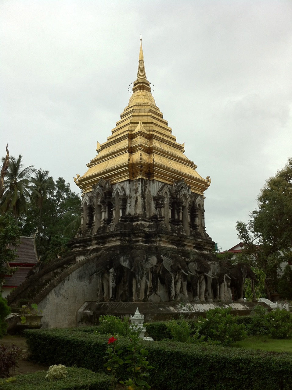 /schnipsel/201107-jul-2011/13-wat-chiang-man/tumblr_loohzuooXW1qznfapo1_1280.jpg