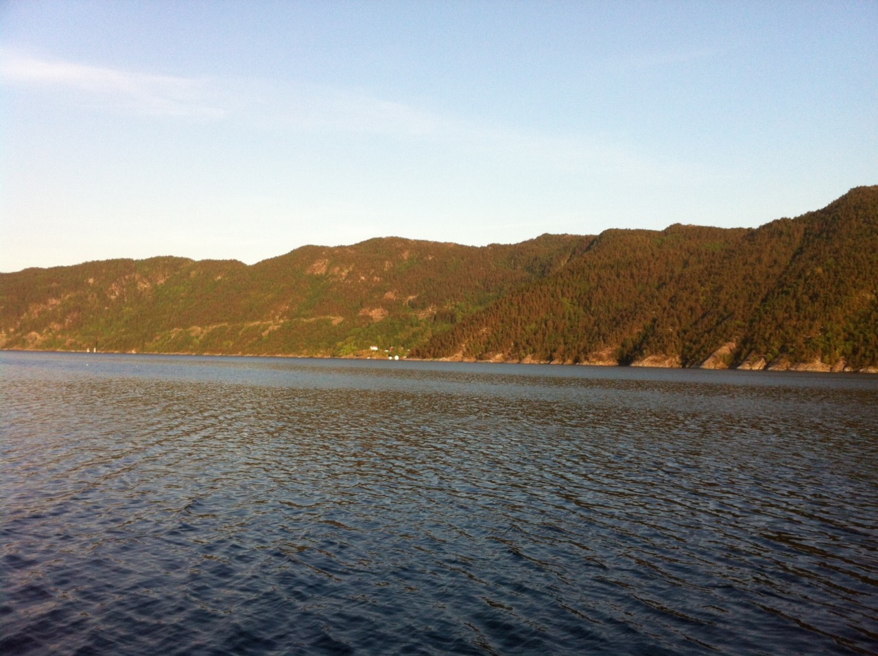 /schnipsel/201205-mai-2012/10-mein-fjord/tumblr_m4qb2yz0pV1qznfapo1_1280.jpg