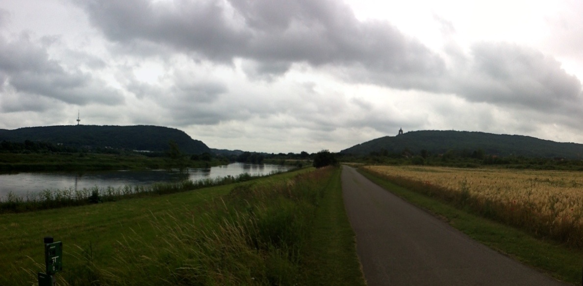 /schnipsel/201206-jun-2012/21-nach-30km-die-porta-westfalica/tumblr_m67ub35z5p1qznfapo1_1280.jpg
