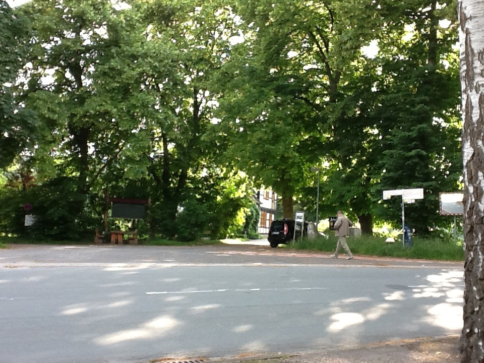 /schnipsel/201206-jun-2012/23-bei-forsthaus-etappenziel-erreicht-14629km-nach-707-stunden/tumblr_m68gbwsXci1qznfapo1_1280.jpg