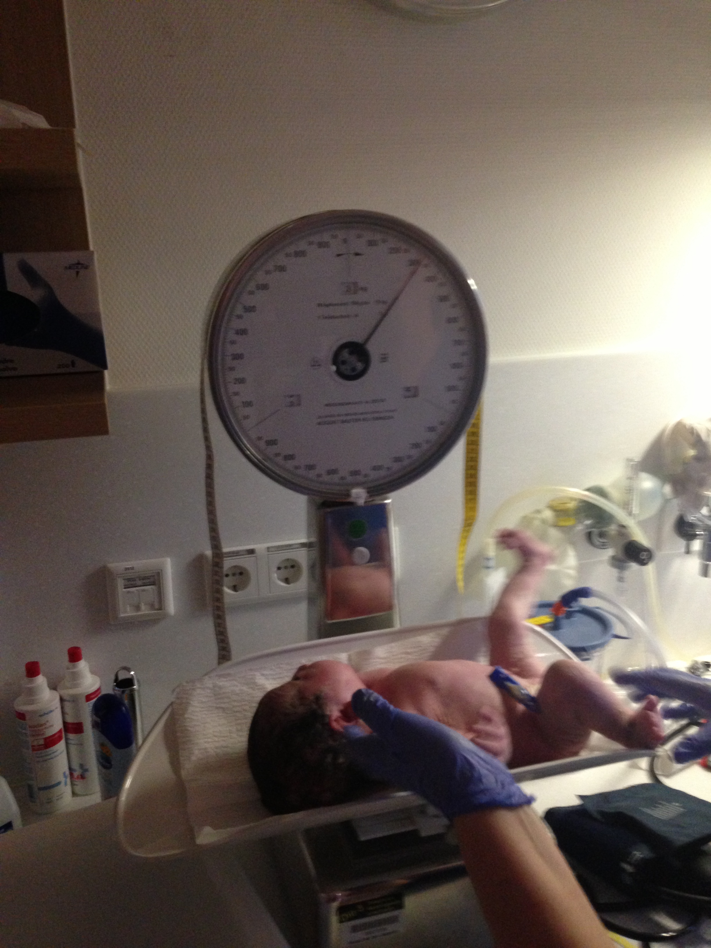 /schnipsel/201301-jan-2013/04-3300g-bringt-unsere-emilia-auf-die-waage/Foto.jpg
