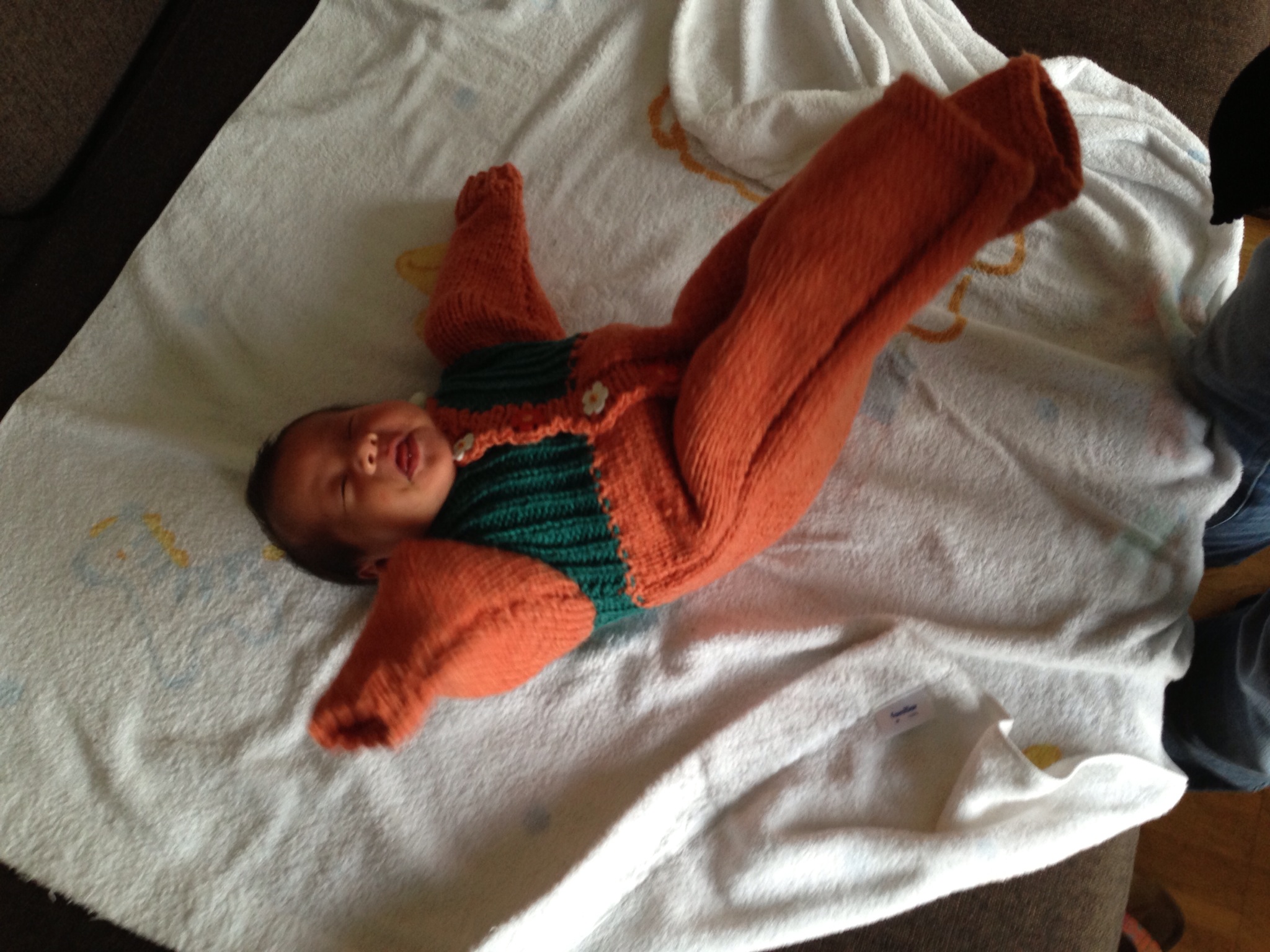 /schnipsel/201301-jan-2013/19-turnuebungen-im-neuen-strickstrampler/Foto.JPG