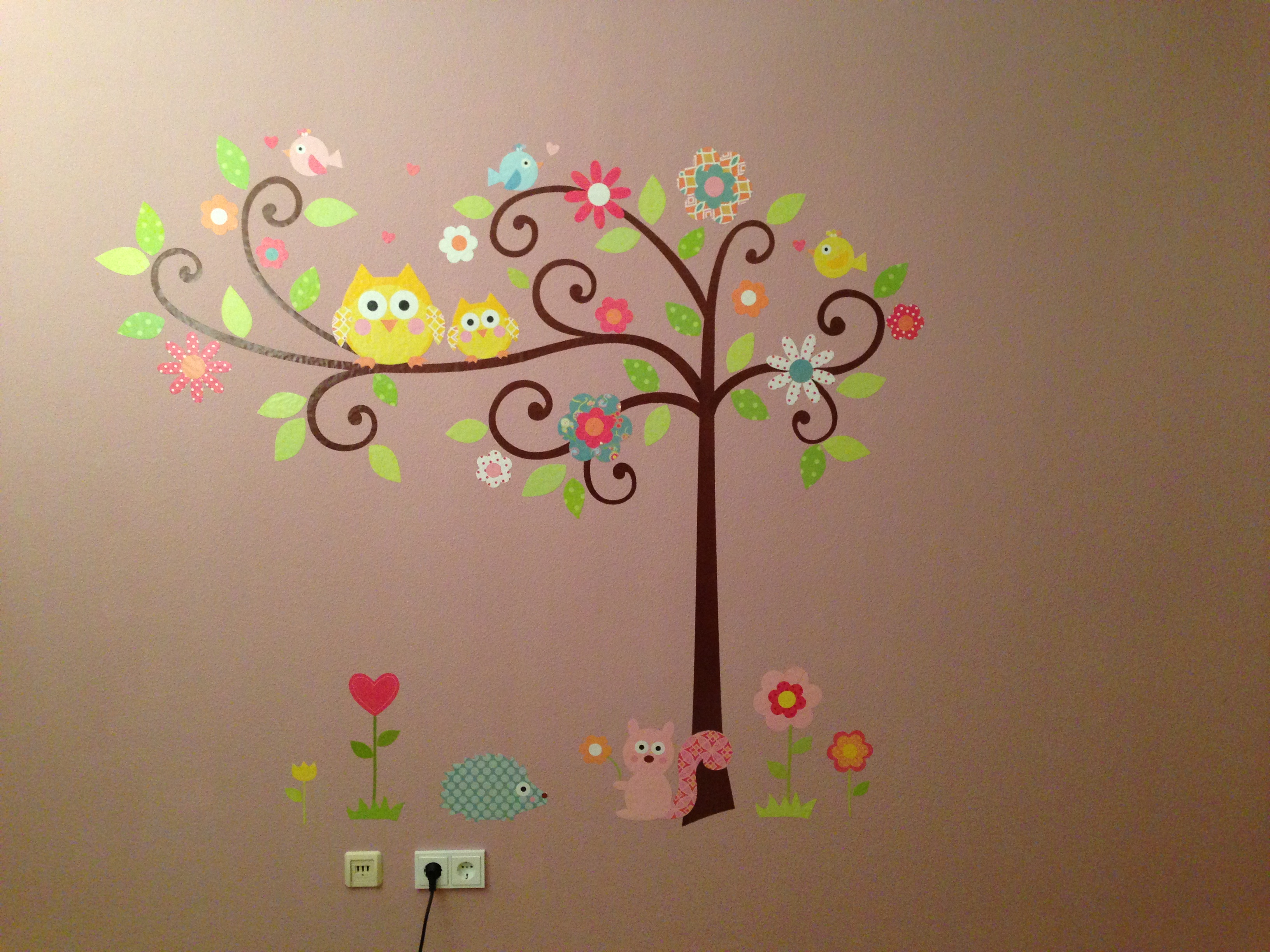 /schnipsel/201301-jan-2013/21-so-nimmt-das-kinderzimmer-form-an-sieht-aus-wie-auf-dem-verkaufsfoto/Foto.hd.JPG