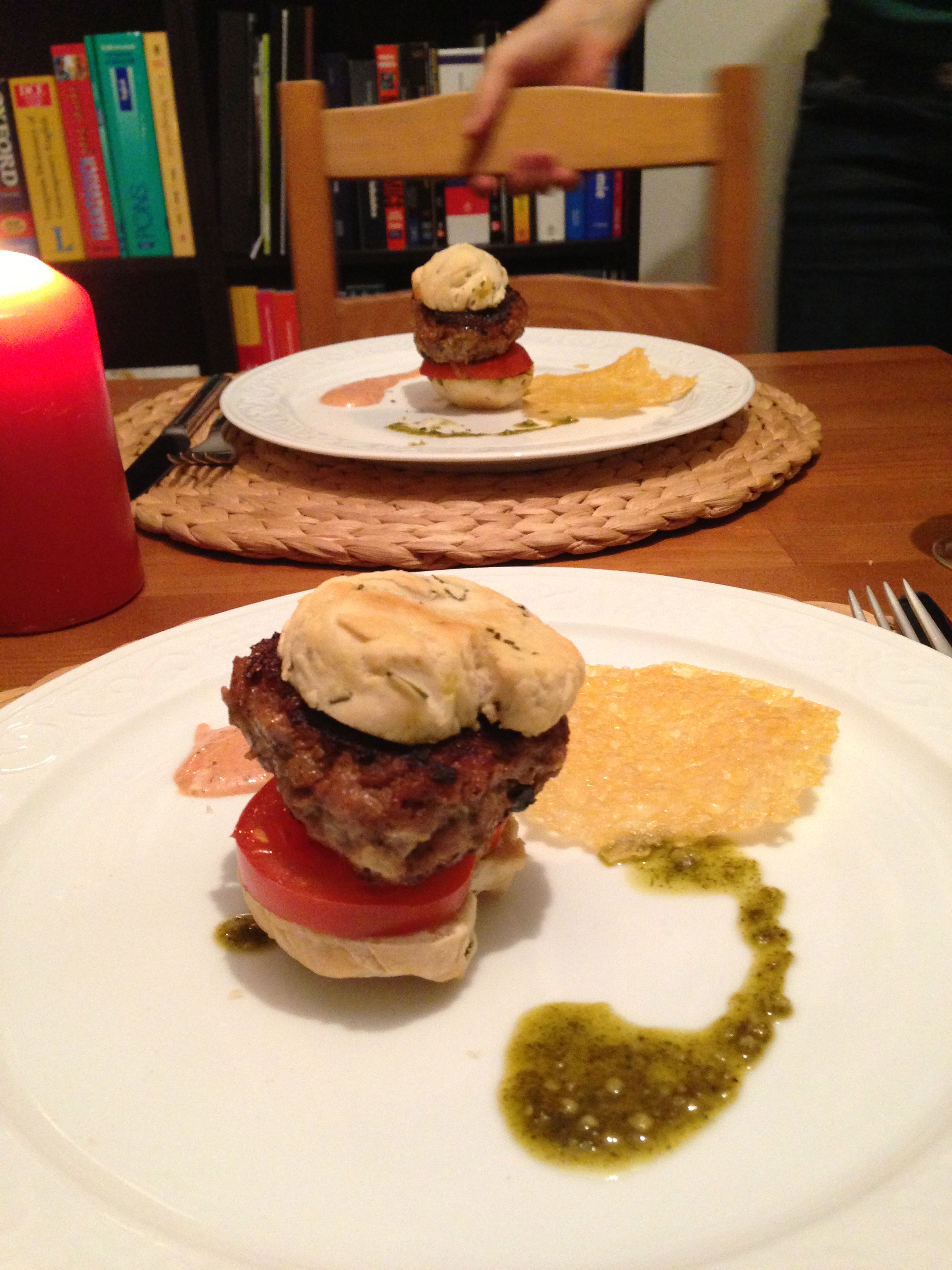 /schnipsel/201303-mar-2013/10-monstergute-mini-burger-selbst-gebackene/IMG_0618.jpg