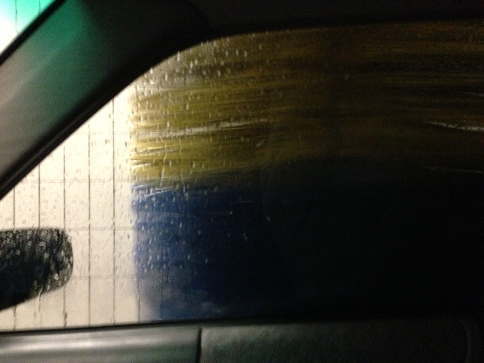 /schnipsel/201303-mar-2013/27-jetzt-musste-ich-so-weit-fahren-um-ein-sauberes-auto-zu-bekommen-kann-sich-nur-noch-um-stunden-handeln/Foto.JPG