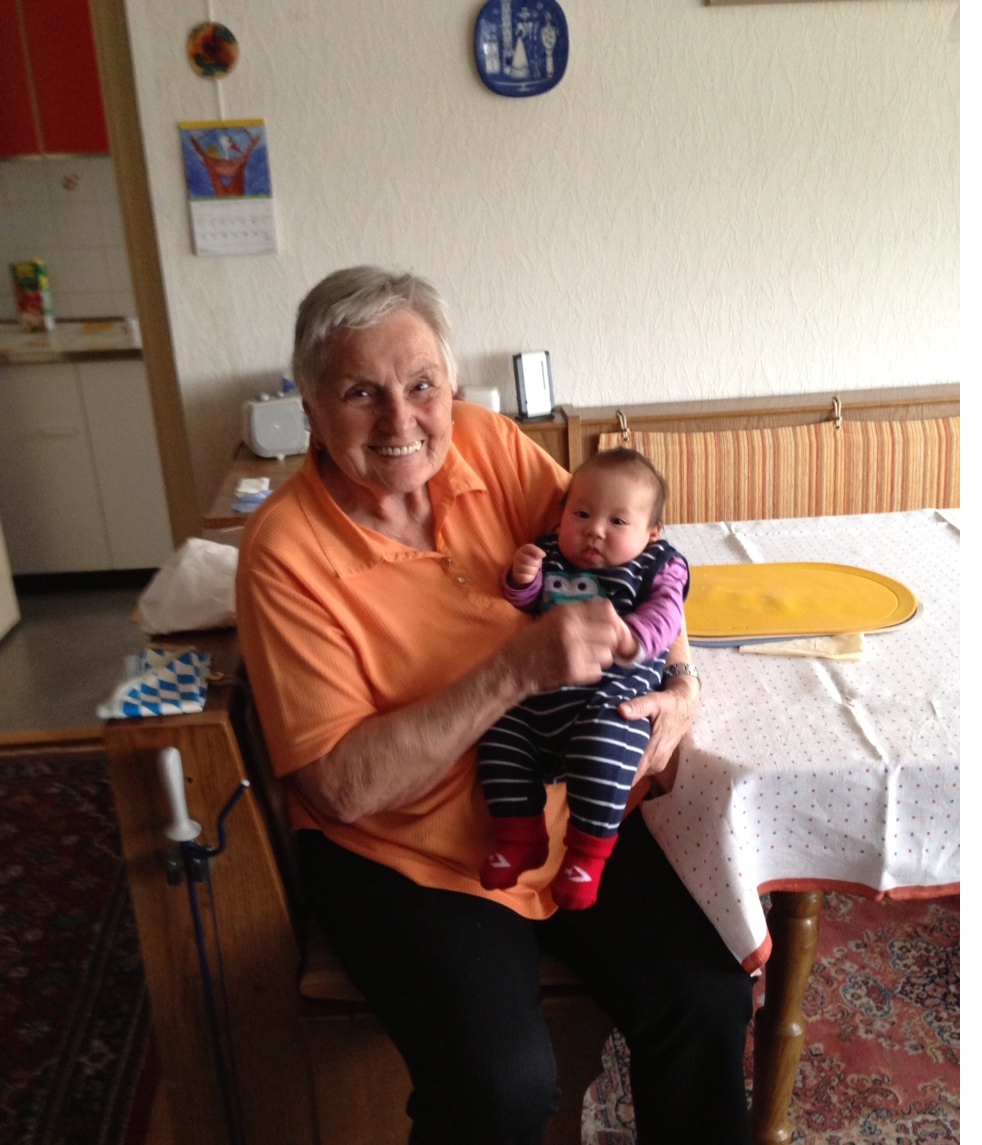 /schnipsel/201304-apr-2013/01-besuch-bei-der-ur-oma/Foto.jpg