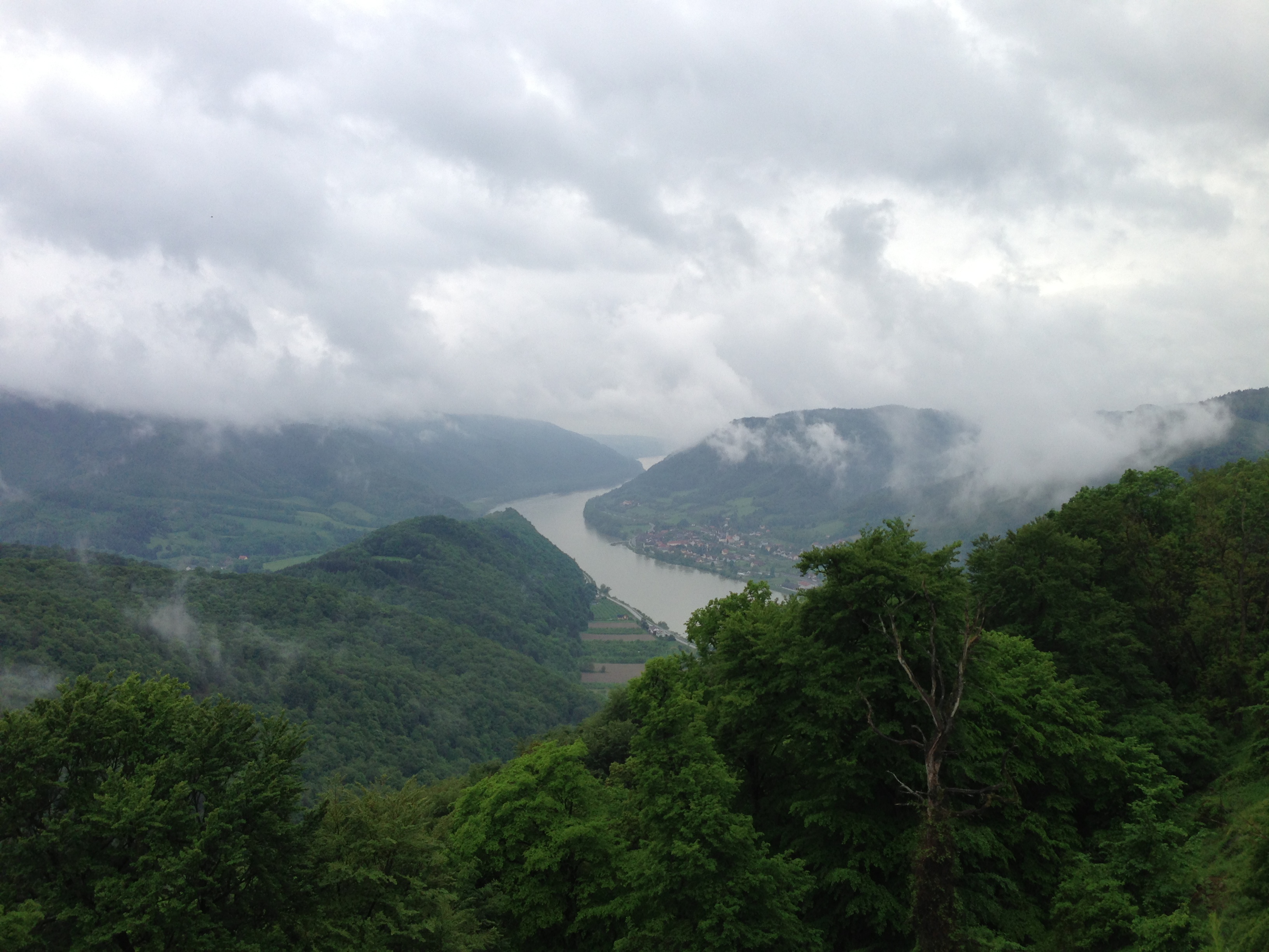 /schnipsel/201305-mai-2013/11-das-donautal-in-der-wachau/Foto.JPG