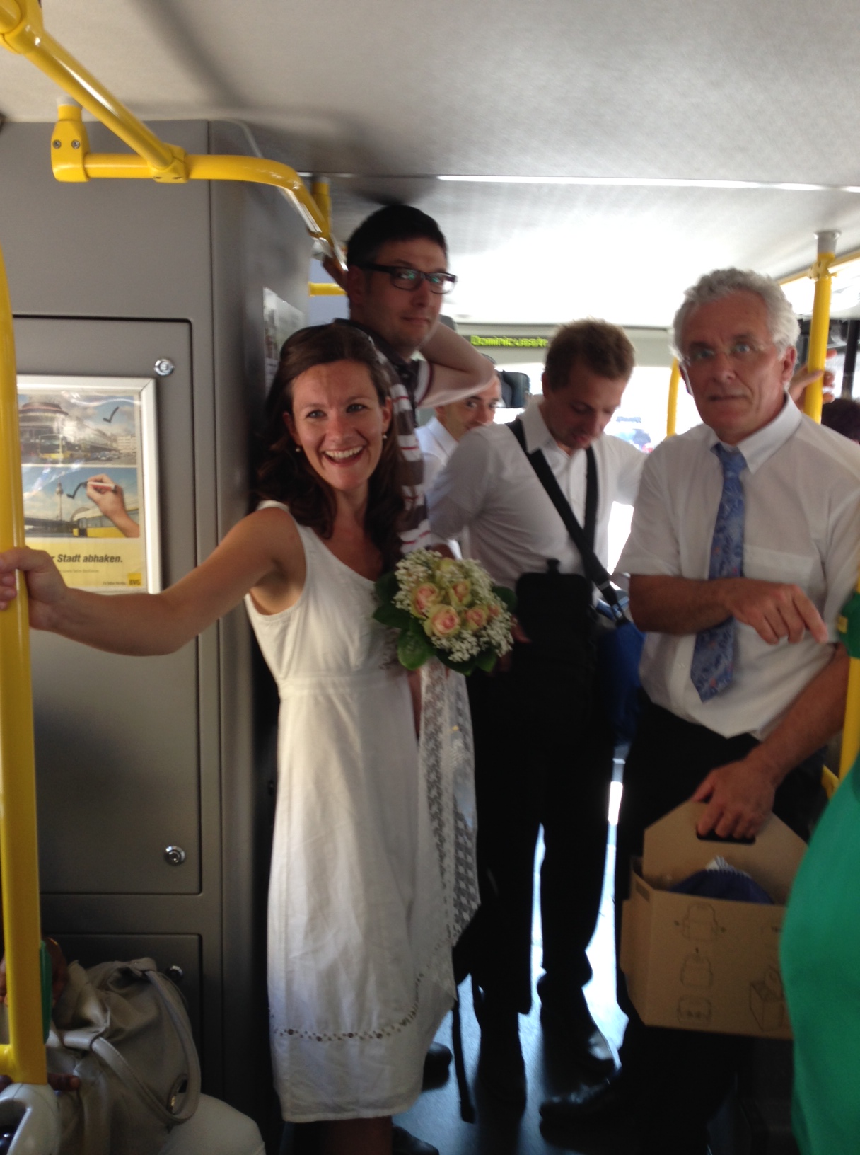 /schnipsel/201307-jul-2013/07-frisch-gebackene-braut-on-board/Foto.JPG