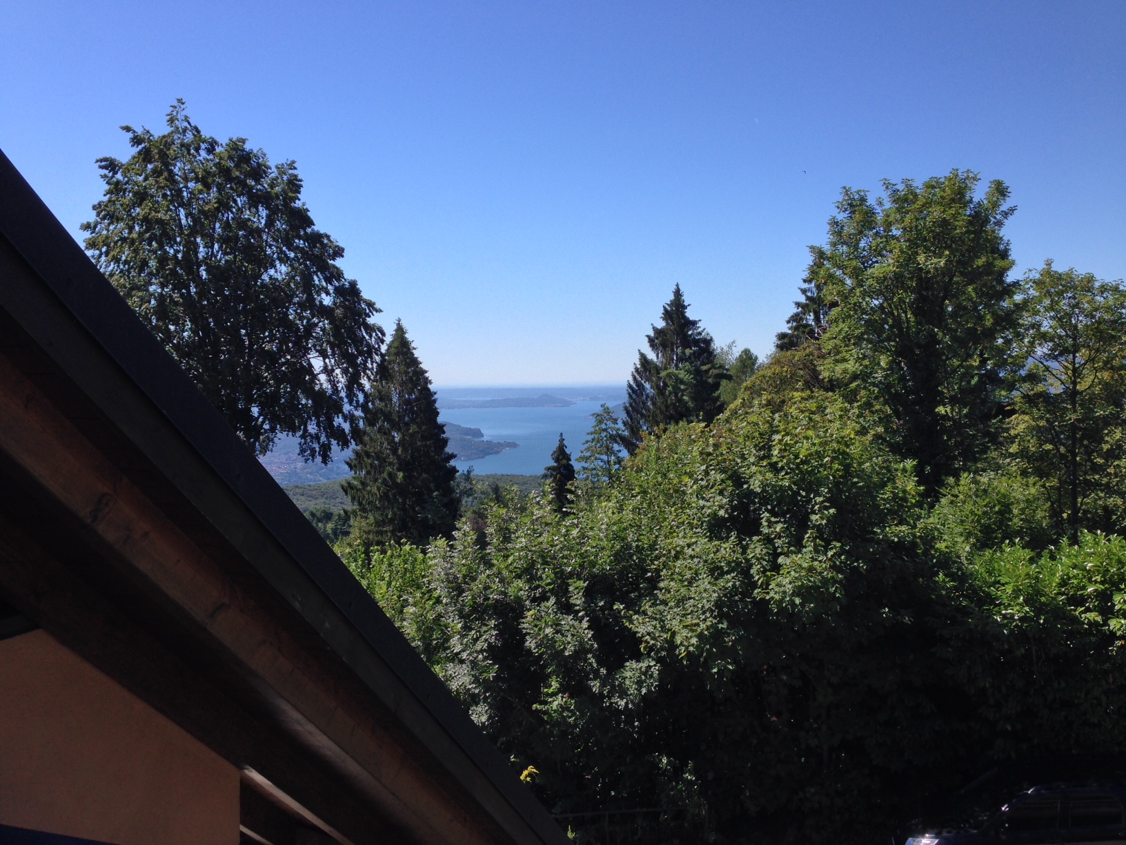 /schnipsel/201308-aug-2013/09-unser-ausblick-auf-den-lago-maggiore/Foto.JPG