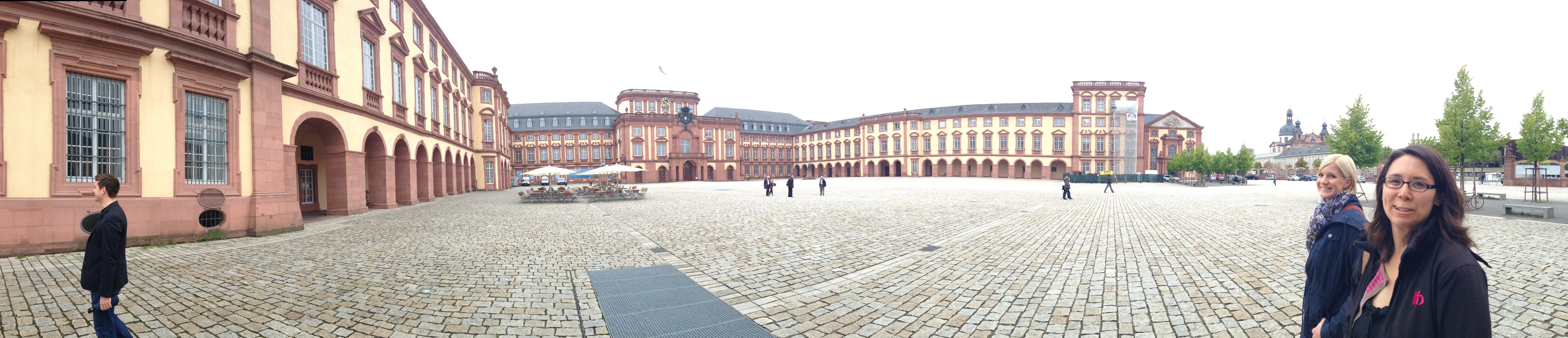 /schnipsel/201309-sep-2013/05-das-mannheimer-schloss/Foto.JPG