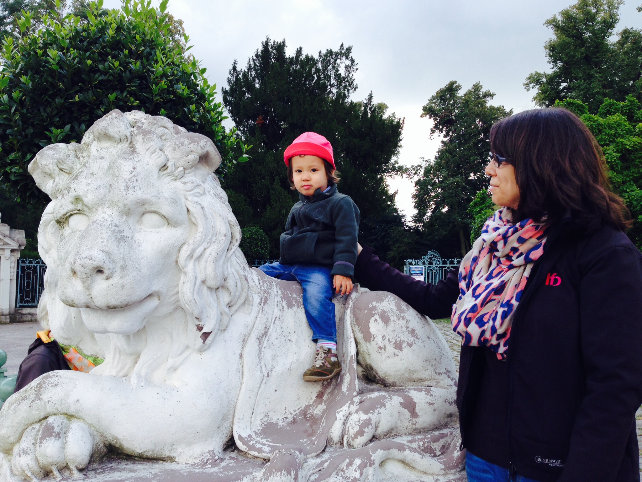 /schnipsel/201408-aug-2014/03-emilia-und-der-loewe/0Foto.JPG