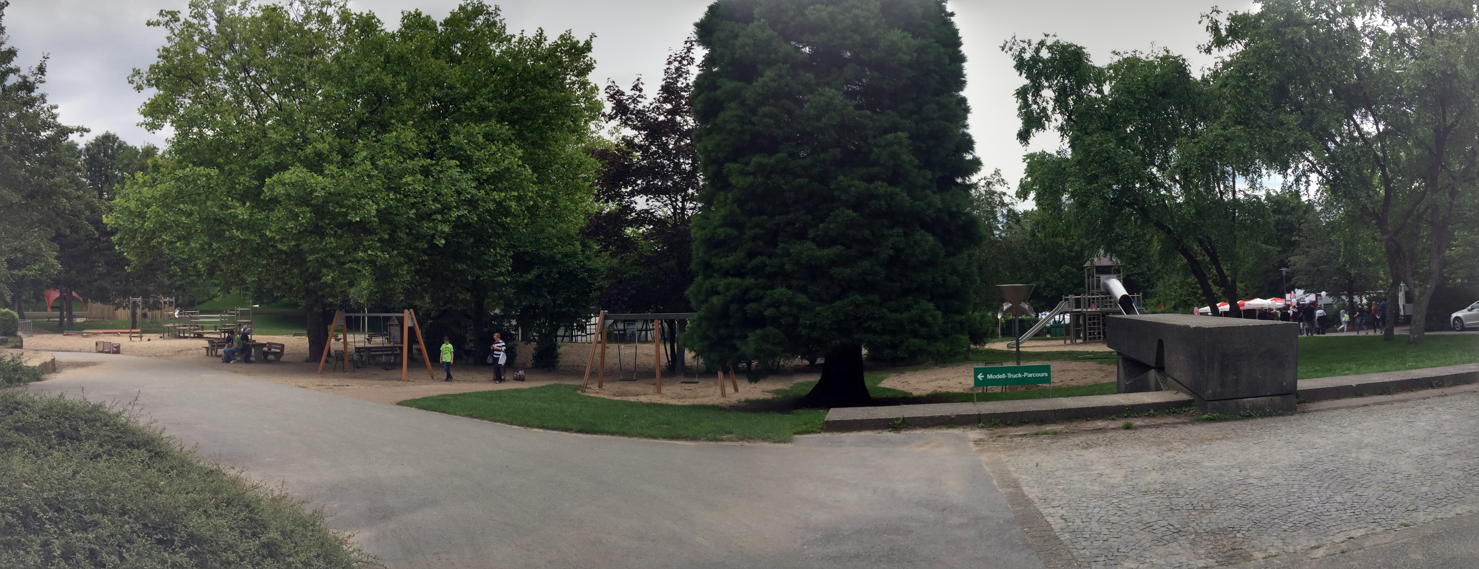 /schnipsel/201606-jun-2016/20160629-der-spielplatz-im-grugapark/image-5774a4ce2c091.jpg
