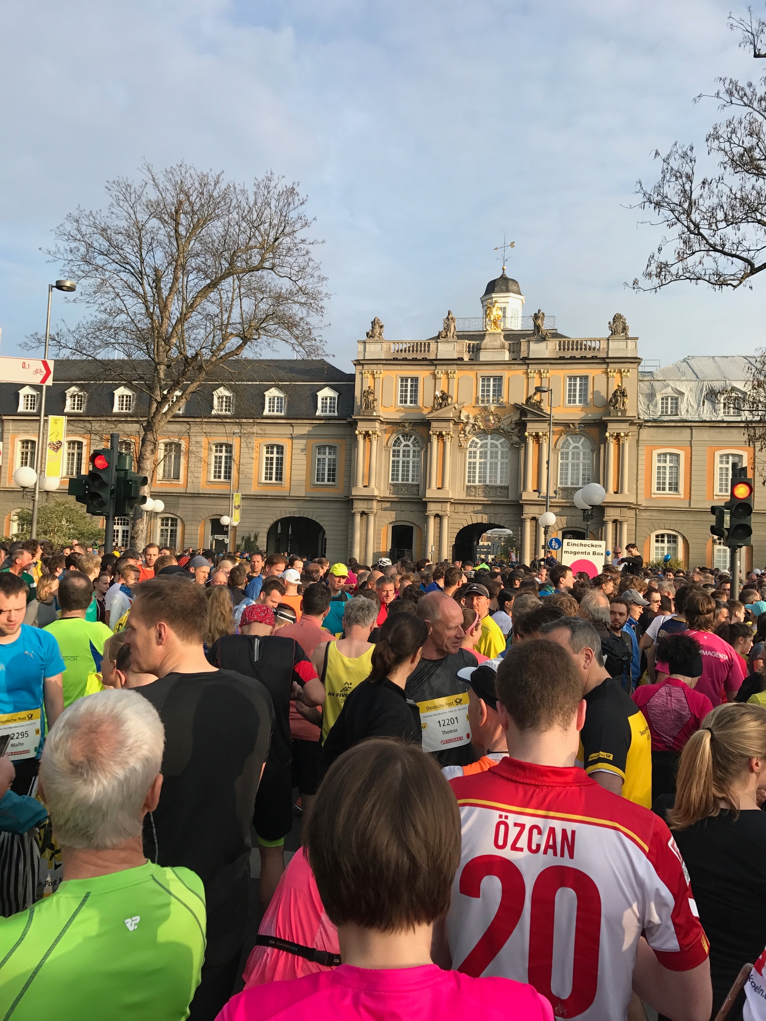 /schnipsel/201704-april-2017/20170401-halbmarathon-in-bonn/img_4192.jpg
