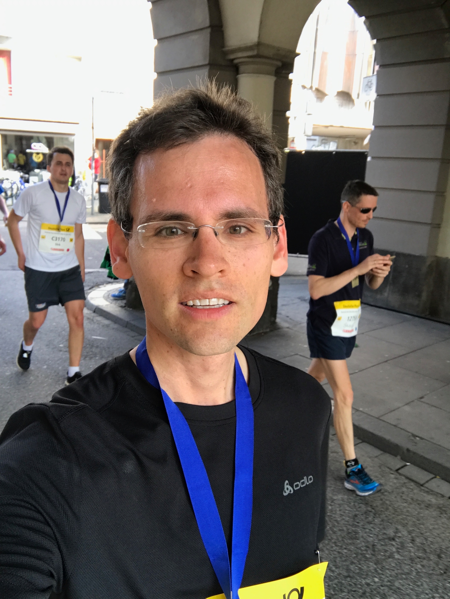 /schnipsel/201704-april-2017/20170401-halbmarathon-in-bonn/img_4197.jpg
