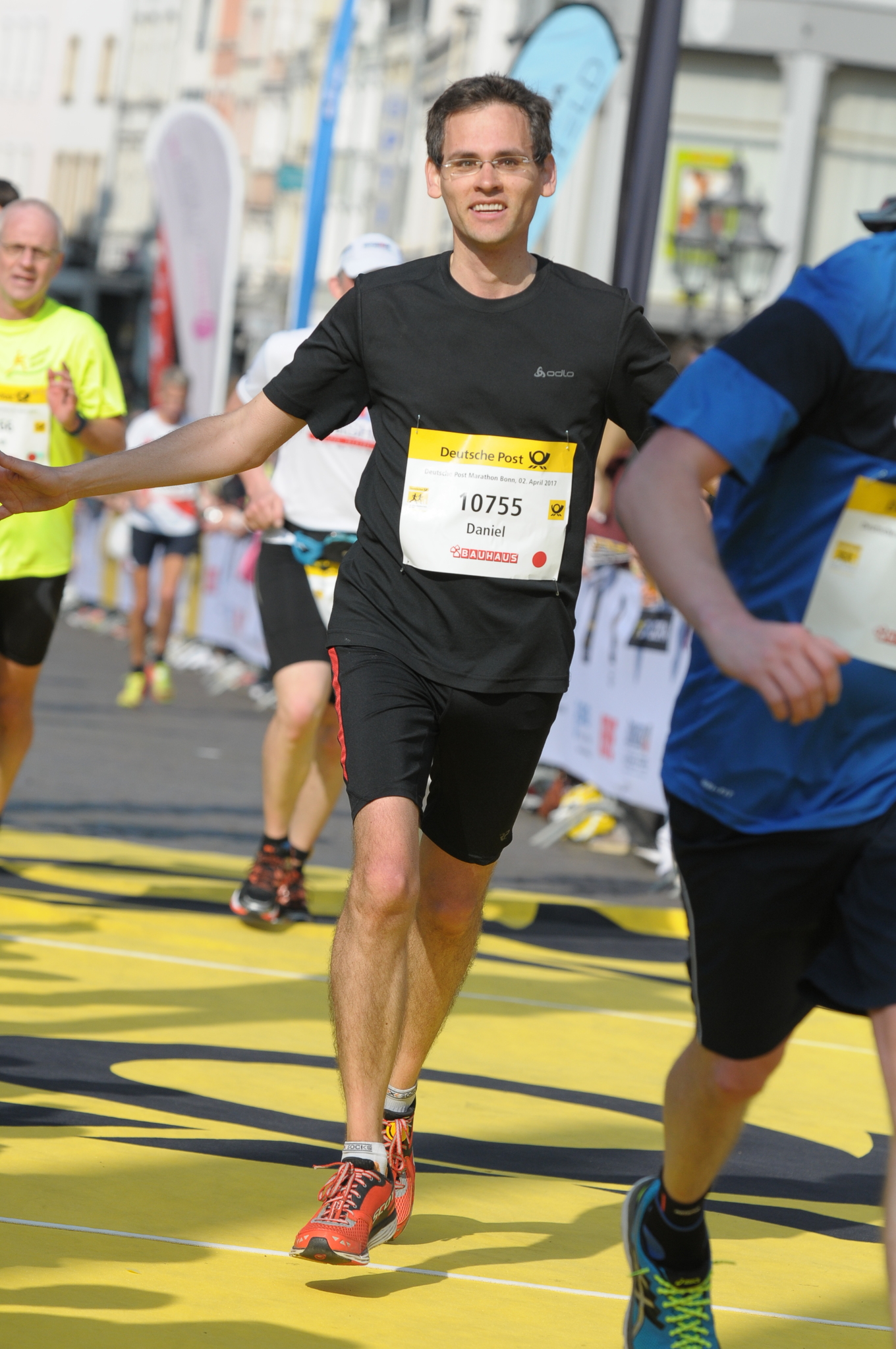 /schnipsel/201704-april-2017/20170401-halbmarathon-in-bonn/img_4255.jpg